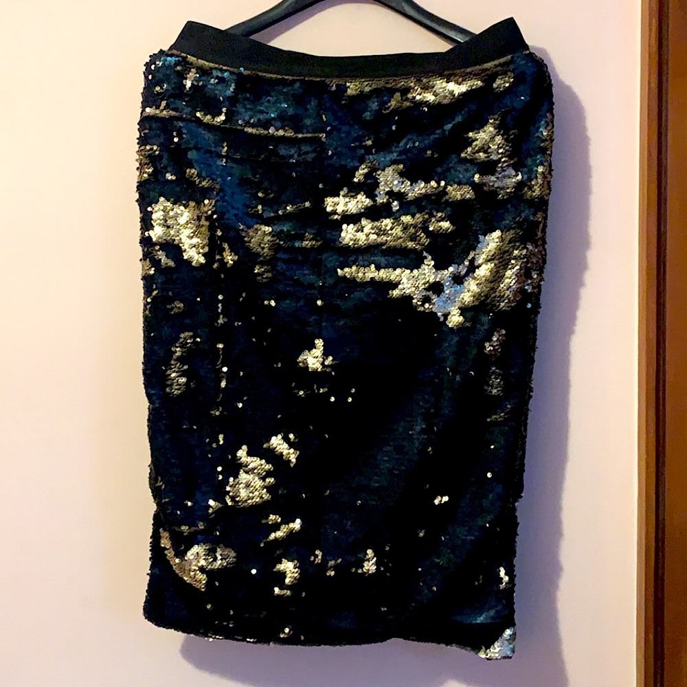 H&M ✨Colour Changing✨ Sequin Long Pencil Skirt